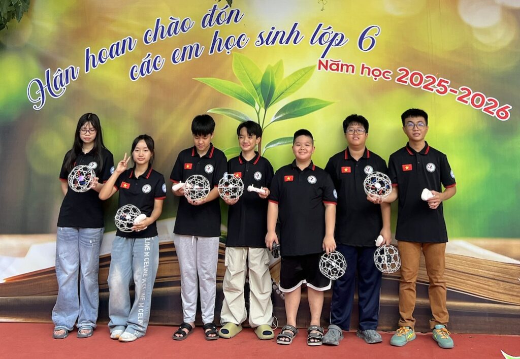 (Các thành viên team DroneSoccer VietNam sẽ tham gia giải đấu FIDA Wolrd Cup 2025 lần này)