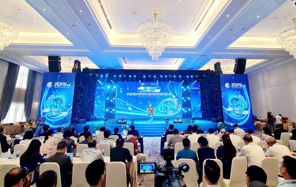 Toàn cảnh Diễn đàn "Hội tụ nguồn lực toàn cầu phát triển hệ sinh thái đổi mới sáng tạo và khởi nghiệp sáng tạo địa phương trong kỷ nguyên kinh tế số"