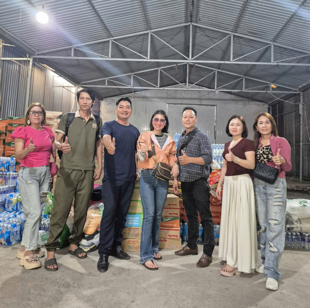 Miền Nam hướng về miền Bắc: Sức mạnh từ cộng đồng tấm lòng sẻ chia ấm áp giữa tâm bão 2 HÌNH ẢNH ĐOÀN TỪ THIỆN